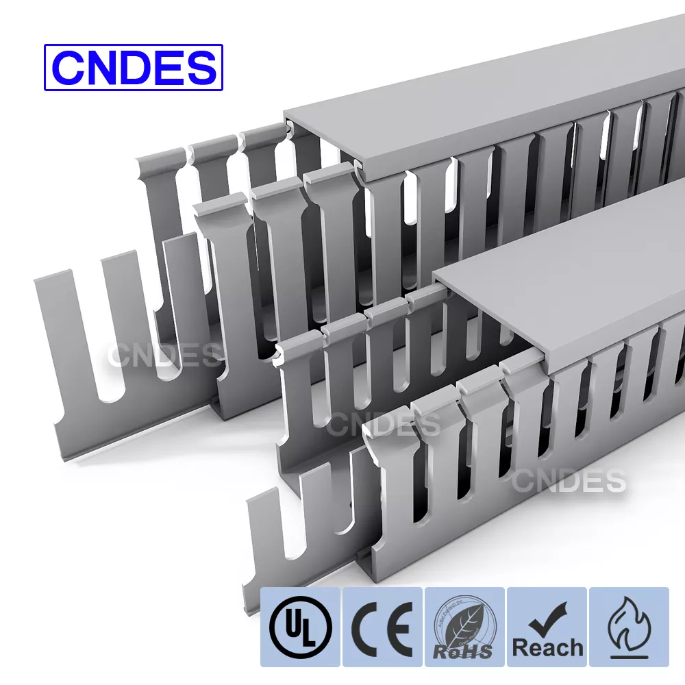 隔壁付配線ダクト